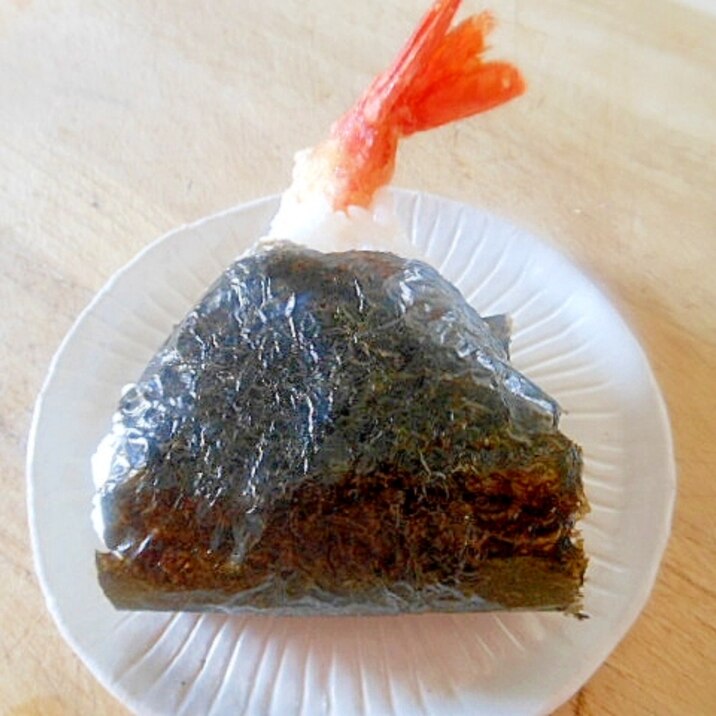 残った海老天で 天むすび レシピ 作り方 By アルプスの乙女 楽天レシピ 残った海老天で 天むすび レシピ 作り方 By アルプスの乙女 楽天レシピ